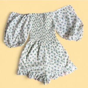 Princess Polly Floral Print Romper With Puffed sleeves-  White and Green